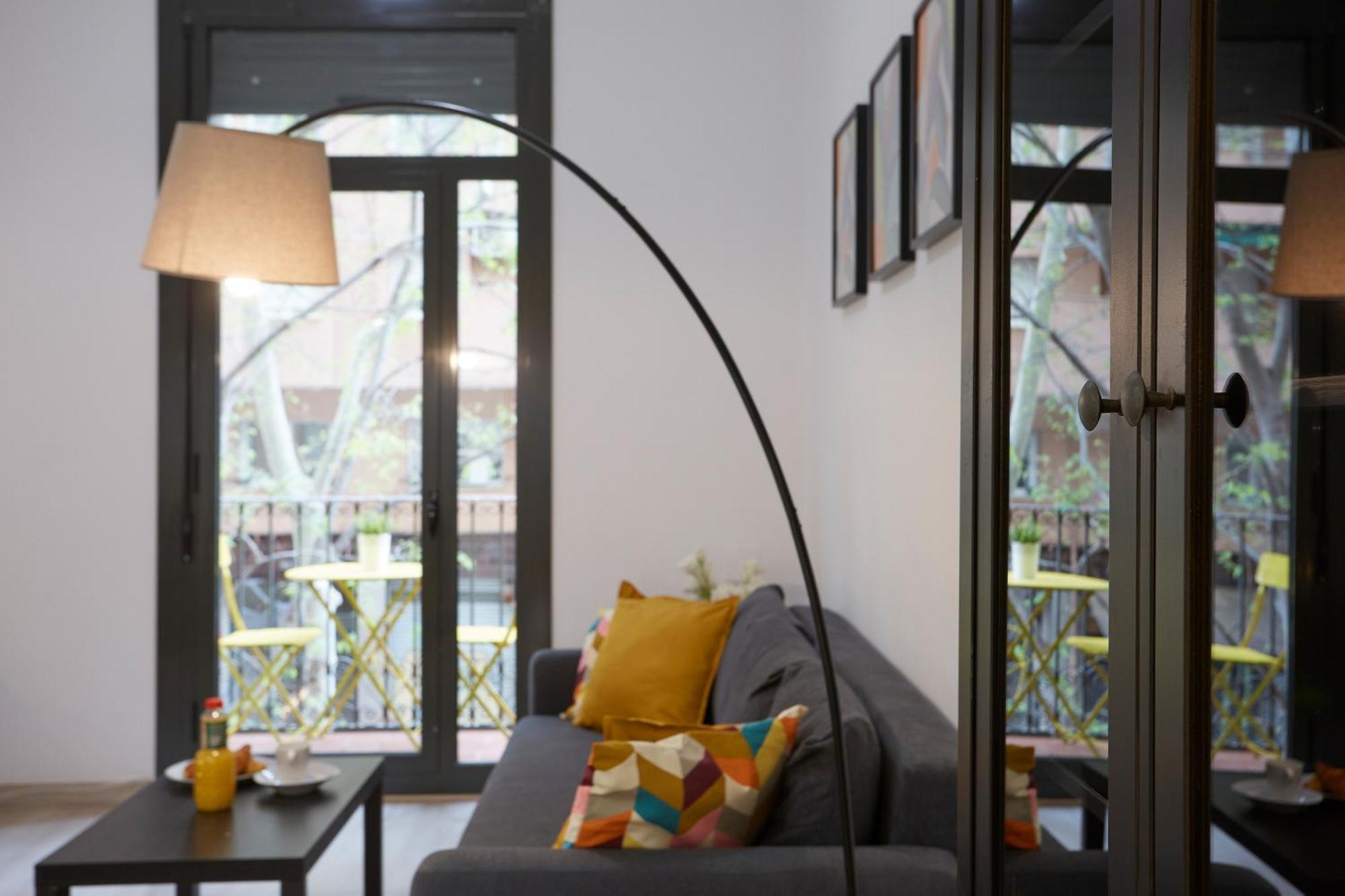 One Bedroom Flat Close To Beach บาร์เซโลนา ภายนอก รูปภาพ